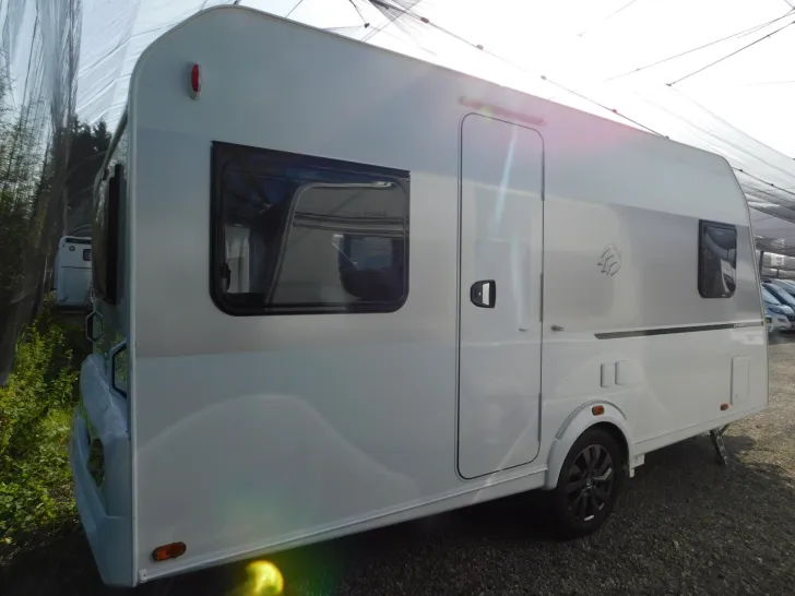 Fahrzeugbild Knaus Sport 450 FU Mover, Fahrradträger, TV-Halter #5