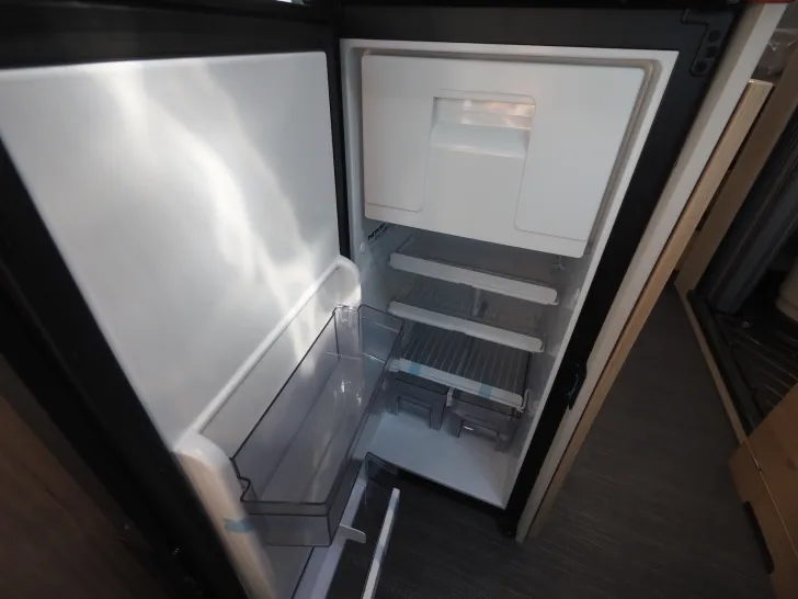 Fahrzeugbild Dethleffs Globetrail 640 EK, 180 Maxi, Automatik, Topaust. #10