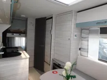 Fahrzeugbild Dethleffs c-joy 480 QLK Bugfenster + Toilettenfenster #11