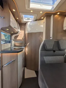 Fahrzeugbild Carthago c-compactline I 141 LE Listenpreis: 140.070€ #11