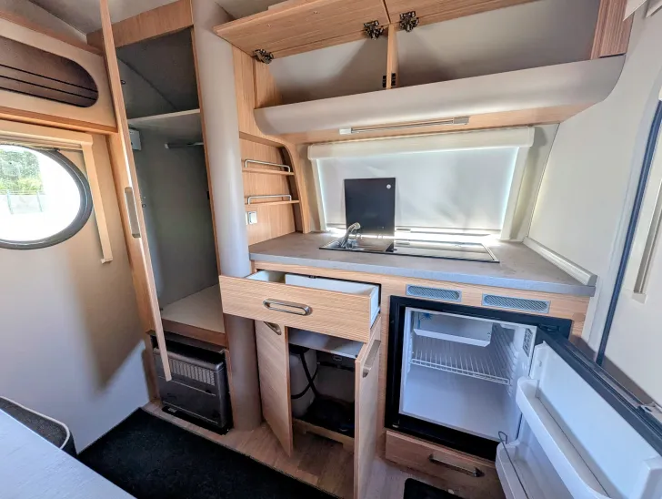 Fahrzeugbild T@B BASIC 320 #9