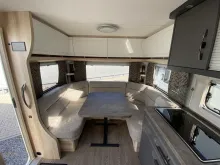 Fahrzeugbild Hobby De Luxe 460 UFe #5