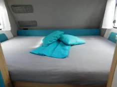 Bild 12 Dethleffs Aero 410 QS Duschpaket, Stauklappe links, 1700Kg