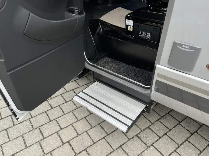 Fahrzeugbild Hymer B-MC I 600 BlackLine *Arktis*Autarkie*Solar* #35