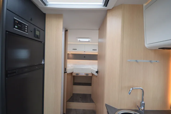 Fahrzeugbild Sunlight T 68C #9