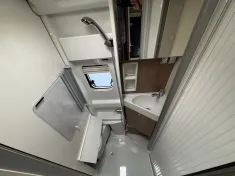 Bild 10 Malibu Van Comfort 600 DB charming GT skyview Dieselheizung, Automatik