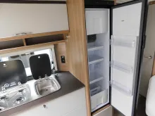 Fahrzeugbild Bürstner Premio 460 TS IC-Line, Klima, Kombidose, 1700KG #11