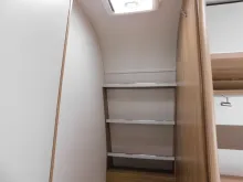 Fahrzeugbild Bürstner Premio 460 TS IC-Line, Klima, Kombidose, 1700KG #15