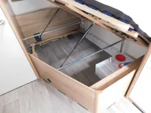 Fahrzeugbild Bürstner Premio 460 TS IC-Line, Klima, Kombidose, 1700KG #18