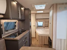 Bild 4 Hobby De Luxe 460 UFe - Sondermodell IC-Line