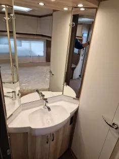 Bild 10 Hobby De Luxe 460 UFe - Sondermodell IC-Line