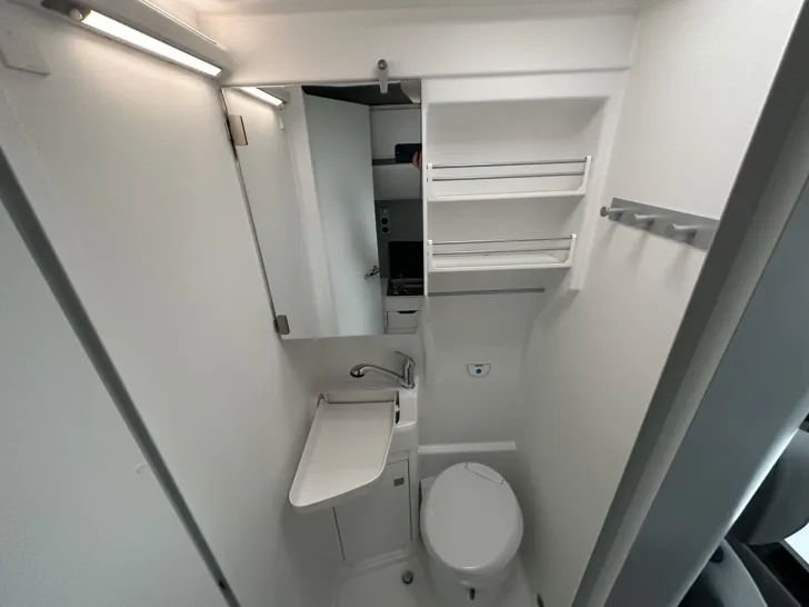 Fahrzeugbild VW Grand California 680 Park Pilot Combi6E ACC DAB+ #12