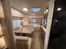 Fahrzeugbild Hobby De Luxe 545 KMF - Mover, 3er Bett, Autark, uvm #13
