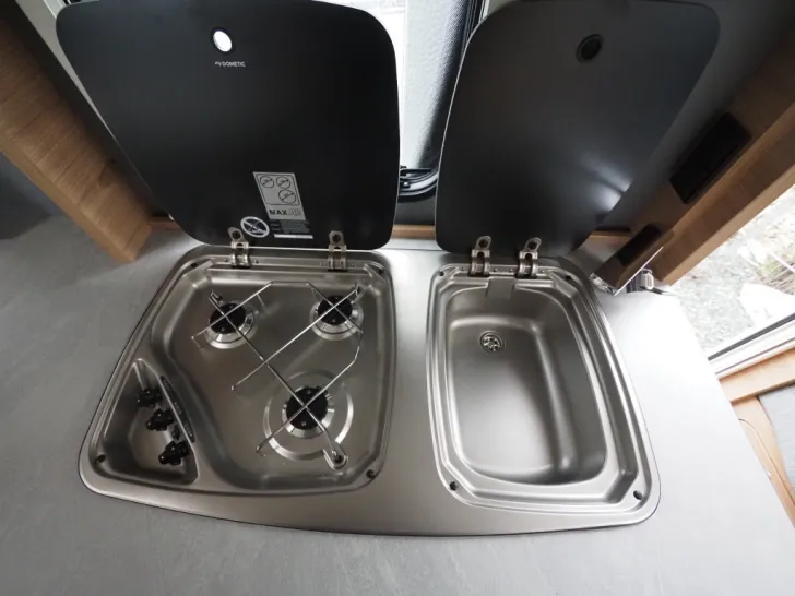 Fahrzeugbild Dethleffs Camper 470 ER, 30.421,-€ Listenpreis ! #9