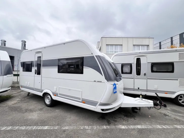 Fahrzeugbild Hobby De Luxe 460 UFe #1