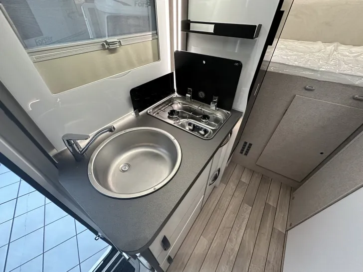 Fahrzeugbild Forster T 599 HB Sonderpreis Markise - Fahrradträger #8