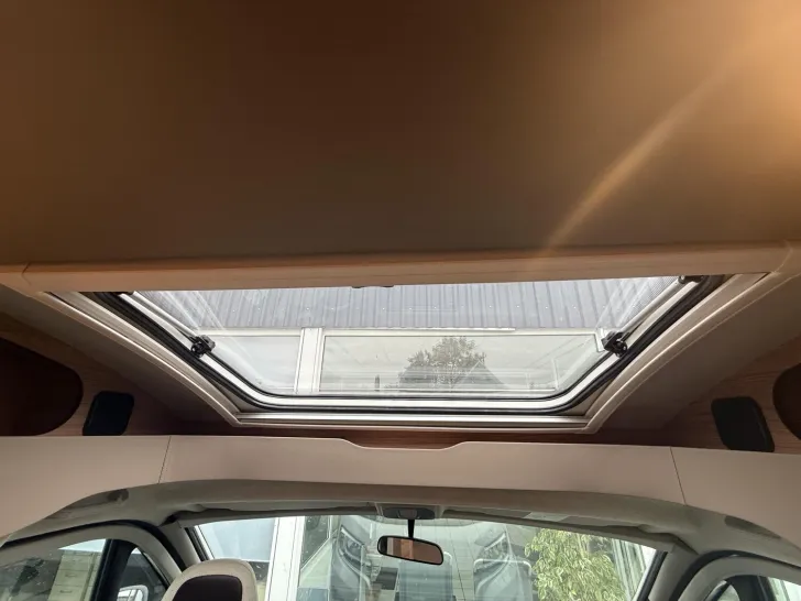 Fahrzeugbild Weinsberg CaraCompact EDITION PEPPER 600 MEG TV KLIMA NAVI #18