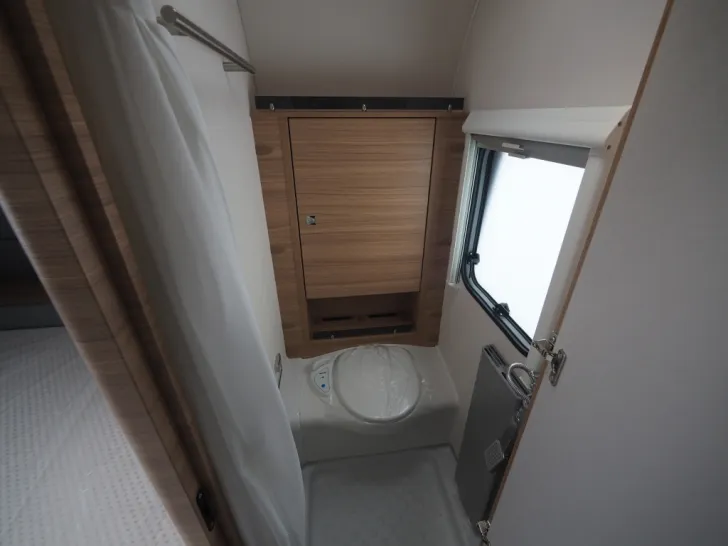 Fahrzeugbild Dethleffs Camper 730 FKR, 57.244,-€ Listenpreis ! #24