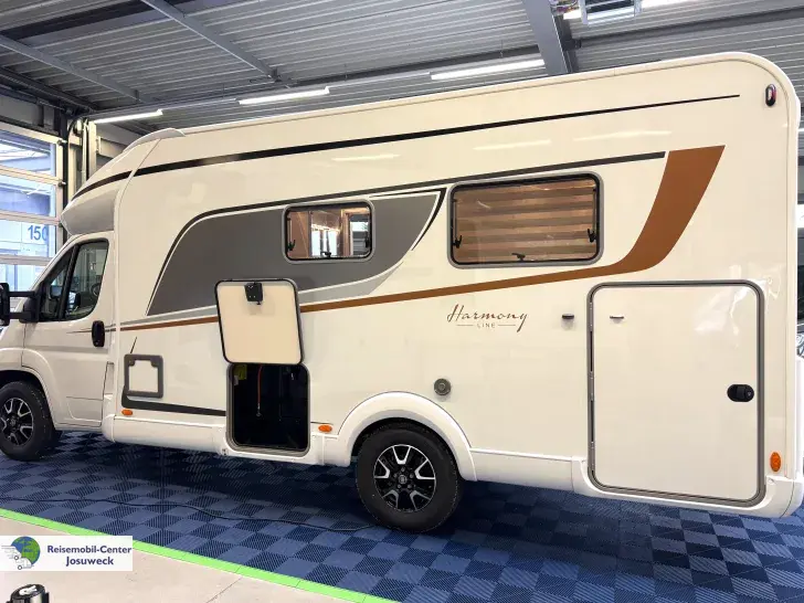 Fahrzeugbild Bürstner Lyseo TD 644 G Harmony Line Winter Paket #7