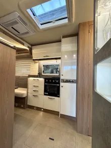 Fahrzeugbild Bürstner Lyseo TD 644 G Harmony Line Winter Paket #13