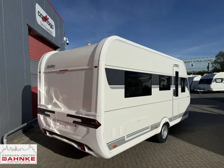 Fahrzeugbild Hobby De Luxe 460 LU 1500 KG #6