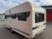 Fahrzeugbild Hobby De Luxe 460 UFe #5