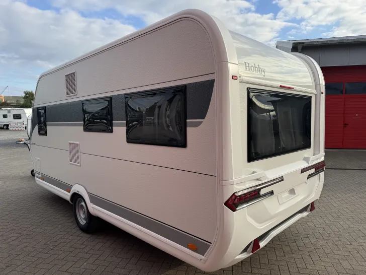 Fahrzeugbild Hobby De Luxe 460 UFe #5