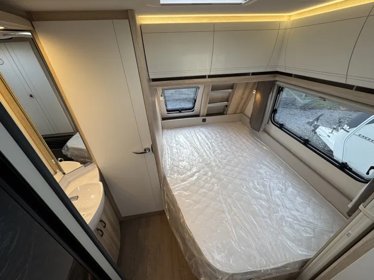 Fahrzeugbild Hobby De Luxe 460 UFe #11