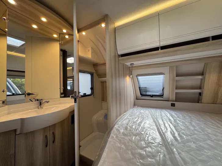 Fahrzeugbild Hobby De Luxe 460 UFe #12