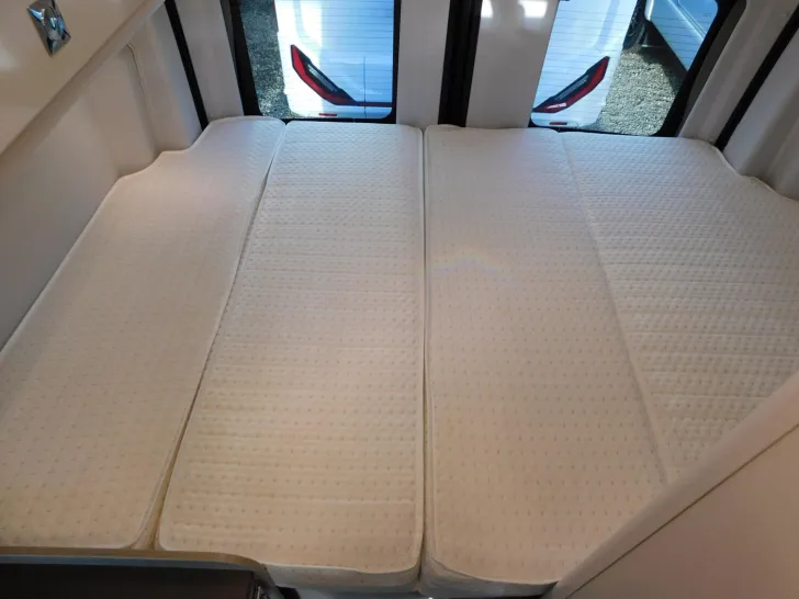 Fahrzeugbild Bürstner Lineo C 550 ab sofort verfügbar #17