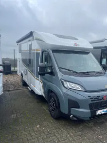 Fahrzeugbild Bürstner B66 690 TD Listenpreis: 85.712€ #1