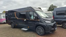 Schräg Vorne Malibu Van Diversity 640 LE K charming GT skyview 2026 Listenpreis: 96.530€