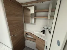 Fahrzeugbild Dethleffs NOMAD 730 FKR #4