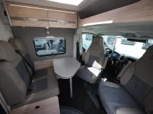 Fahrzeugbild Dethleffs Globetrail 640 ES, Chassis/El./Komf., Autom. #7