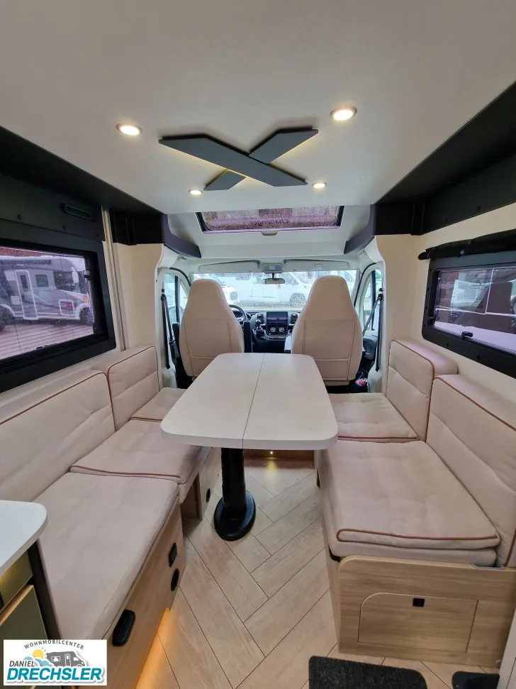Fahrzeugbild Challenger X150 Open Edition #10