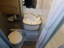 Fahrzeugbild Dethleffs Just Camp T 6812 EB 8G-Automatik, Hubbett #12