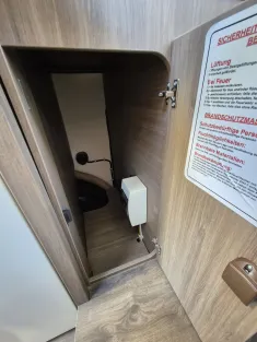 Bild 32 Carado T338 pro+ *Hubbett*SAT*Bettumbau*