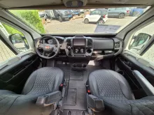Fahrzeugbild Challenger V 114 Sport #15