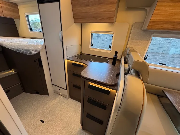 Fahrzeugbild Bürstner B66 TD 690 G Sondermodell *Automatik* #7