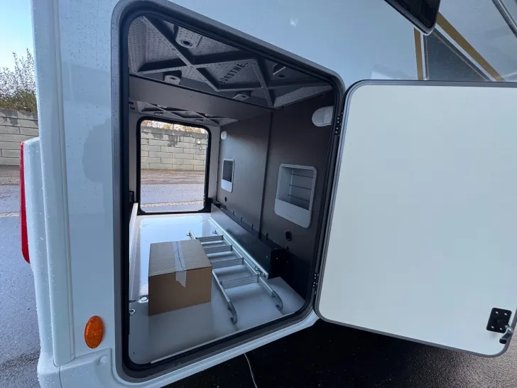 Fahrzeugbild Bürstner B66 TD 690 G Sondermodell *Automatik* #13