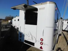 Fahrzeugbild Hobby Beachy 450 Neuss-Edition #17