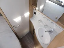 Fahrzeugbild Fendt Bianco Activ 390 FHS Mover, Vorzelt, DuoControl #12