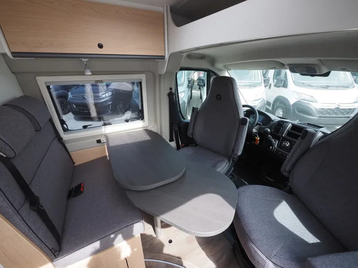 Fahrzeugbild Sunlight CLIFF 600, Sonderedition! Multim. Markise uvm. #9