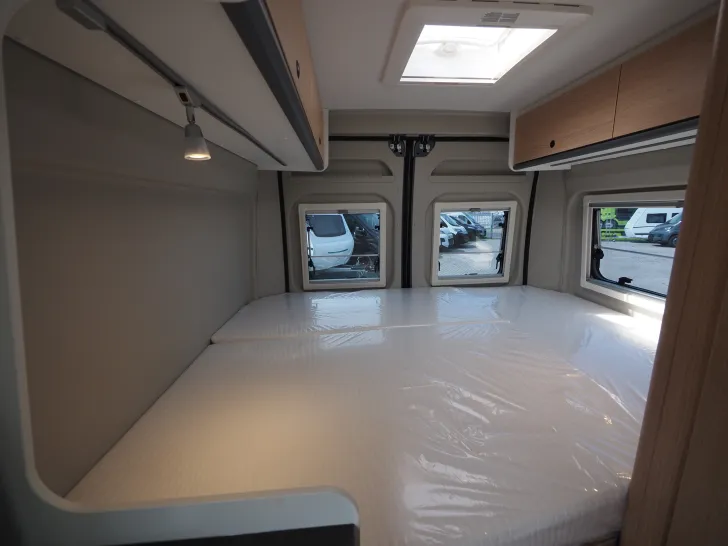 Fahrzeugbild Sunlight CLIFF 600, Sonderedition! Multim. Markise uvm. #14