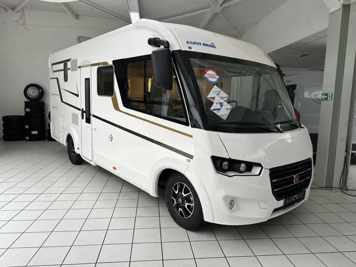 Fahrzeugbild Eura Mobil Integra Line IL 695 LF Ehem. Preis 112360,- Euro #1