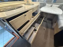 Fahrzeugbild Eura Mobil Activa One AO 650 HS Travel Pkt Fahrass. Combi6E #10