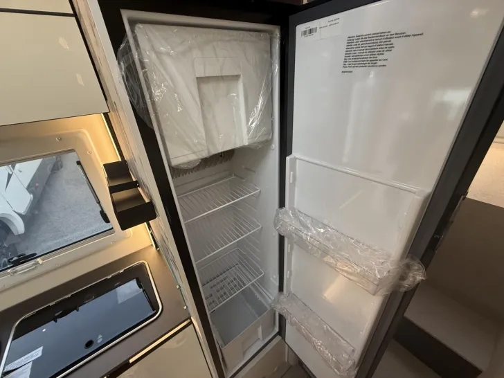 Fahrzeugbild Forster Coupe FT669EBN Trevel Line+Winter Pack+Hubbett #13