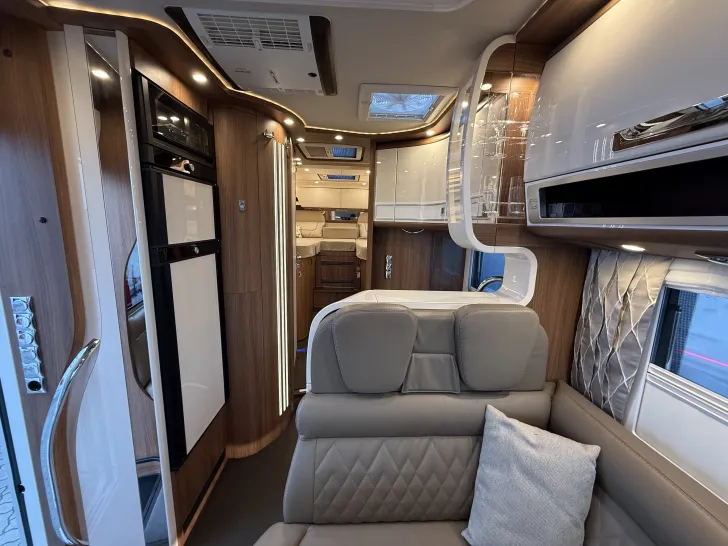 Fahrzeugbild Carthago chic e-line I 50 LE DA #11