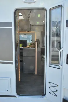 Fahrzeugbild Carado T448 pro+ 180 PS | Automatik | 5. Sitzpl. #7