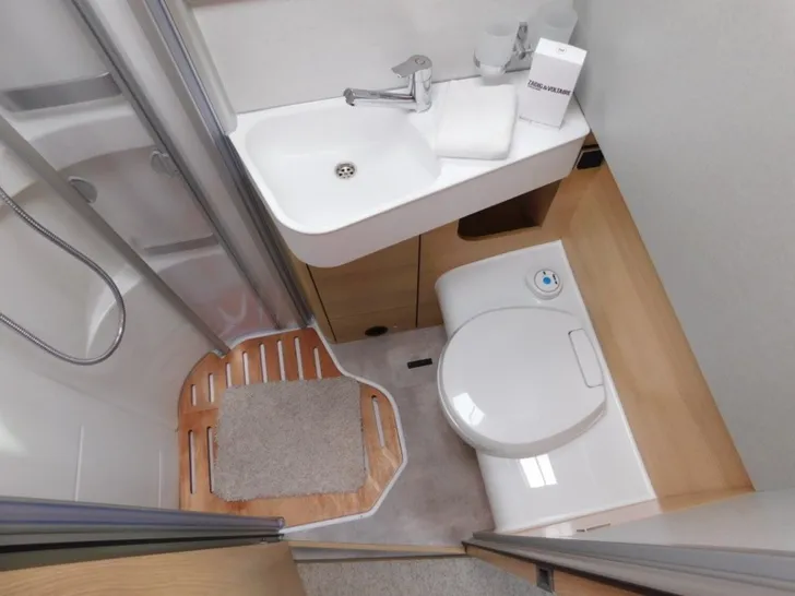 Fahrzeugbild Hymer B-Klasse MC T BlackLine 580 Solar+160Ah Lithium #12